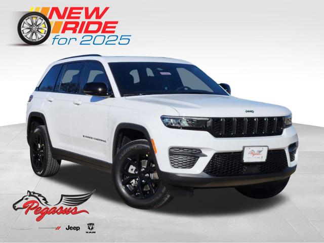 2025 Jeep Grand Cherokee Vehicle Photo in Ennis, TX 75119-5114