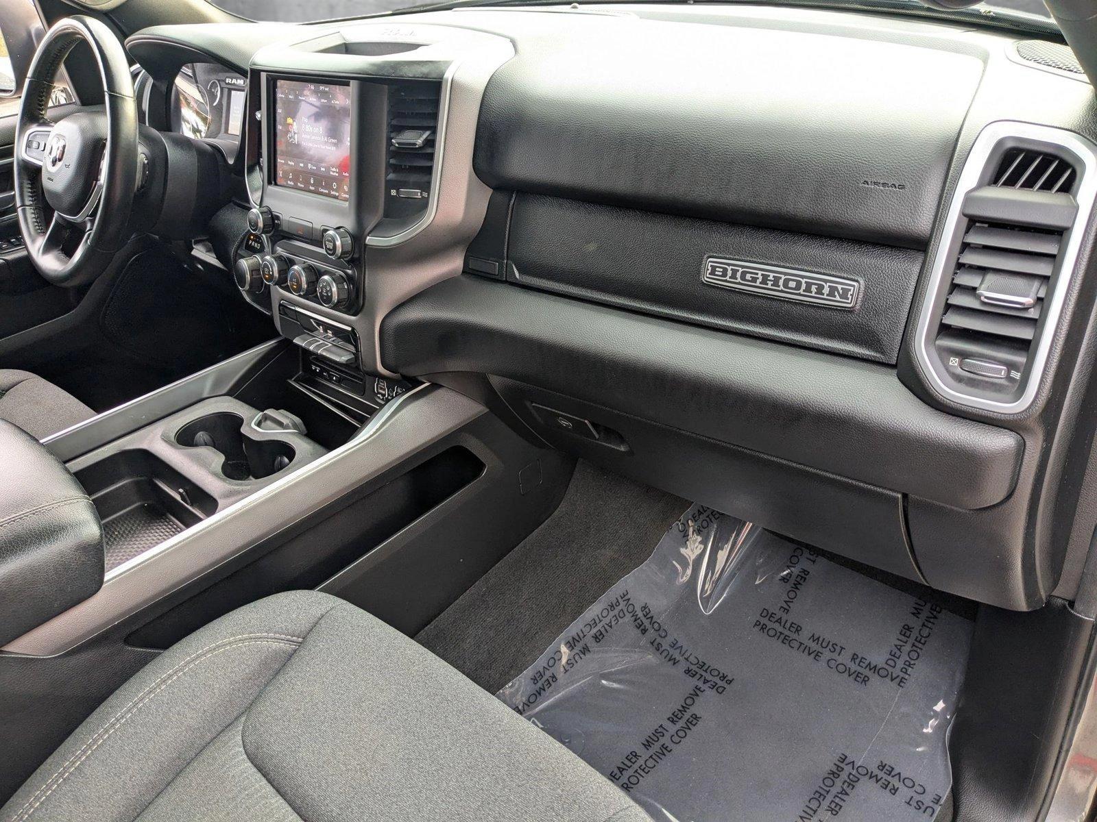 2019 Ram 1500 Vehicle Photo in PEMBROKE PINES, FL 33024-6534