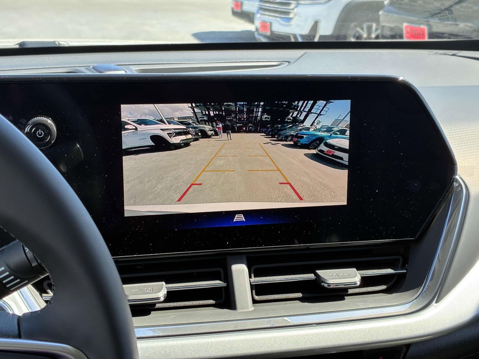 2025 Chevrolet Trax Vehicle Photo in LOS ANGELES, CA 90007-3794