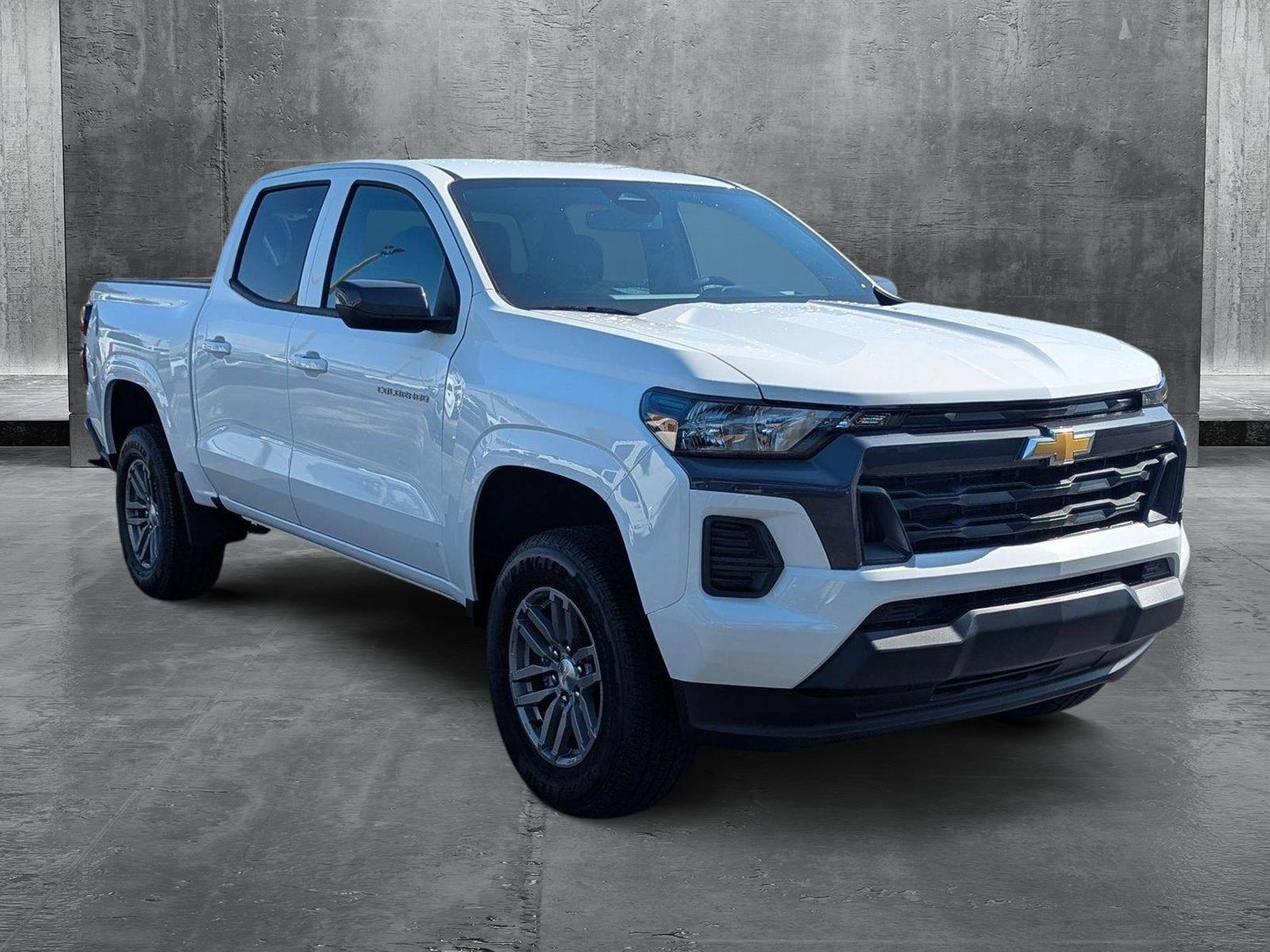 2025 Chevrolet Colorado Vehicle Photo in GREENACRES, FL 33463-3207