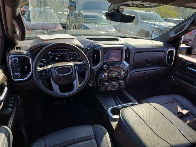 2023 GMC Sierra 3500HD Vehicle Photo in Pleasant Hills, PA 15236