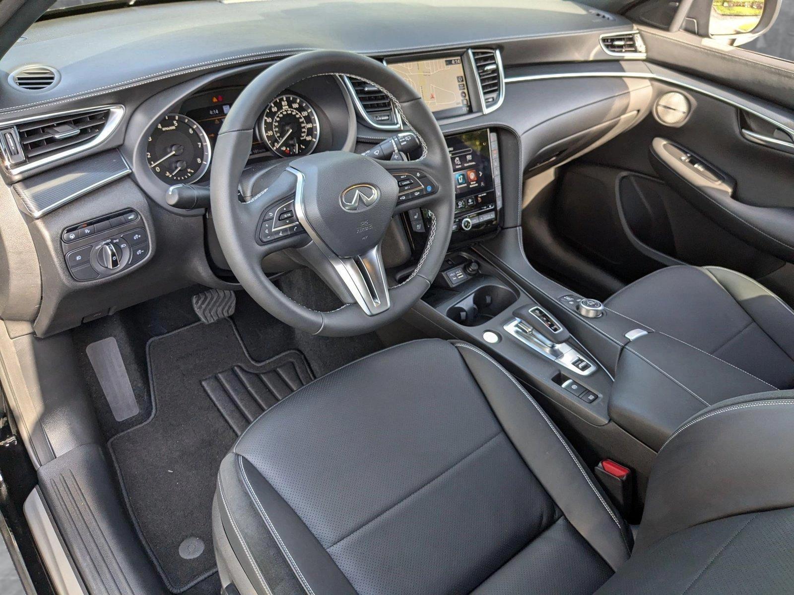2025 INFINITI QX50 Vehicle Photo in Tampa, FL 33614