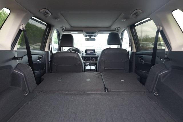 2025 Nissan Rogue Vehicle Photo in Hazelwood, MO 63042