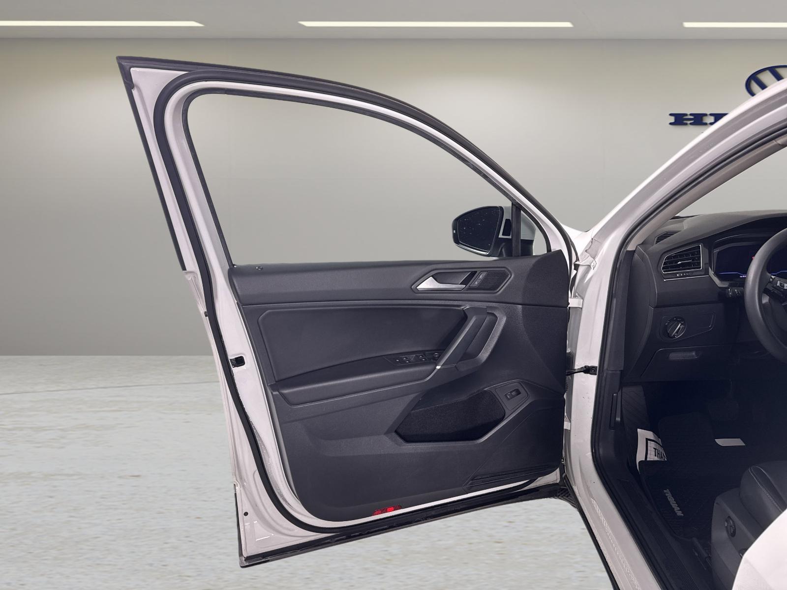 2020 Volkswagen Tiguan Vehicle Photo in Georgetown, TX 78626