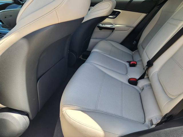 2025 Mercedes-Benz GLC Vehicle Photo in HOUSTON, TX 77079