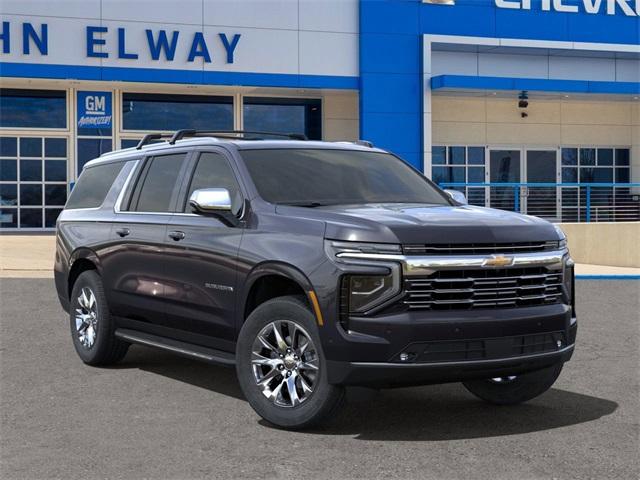 2025 Chevrolet Suburban Vehicle Photo in ENGLEWOOD, CO 80113-6708