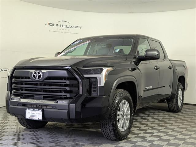 2024 Toyota Tundra 4WD Vehicle Photo in ENGLEWOOD, CO 80113-6708