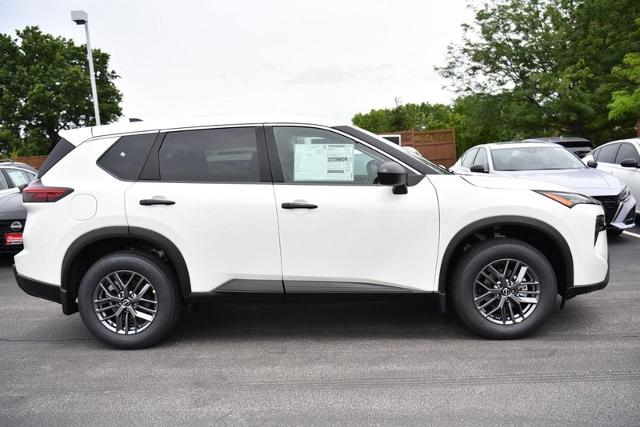 2025 Nissan Rogue Vehicle Photo in Ballwin, MO 63011