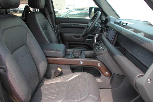 2020 Defender Vehicle Photo in SUGAR LAND, TX 77478