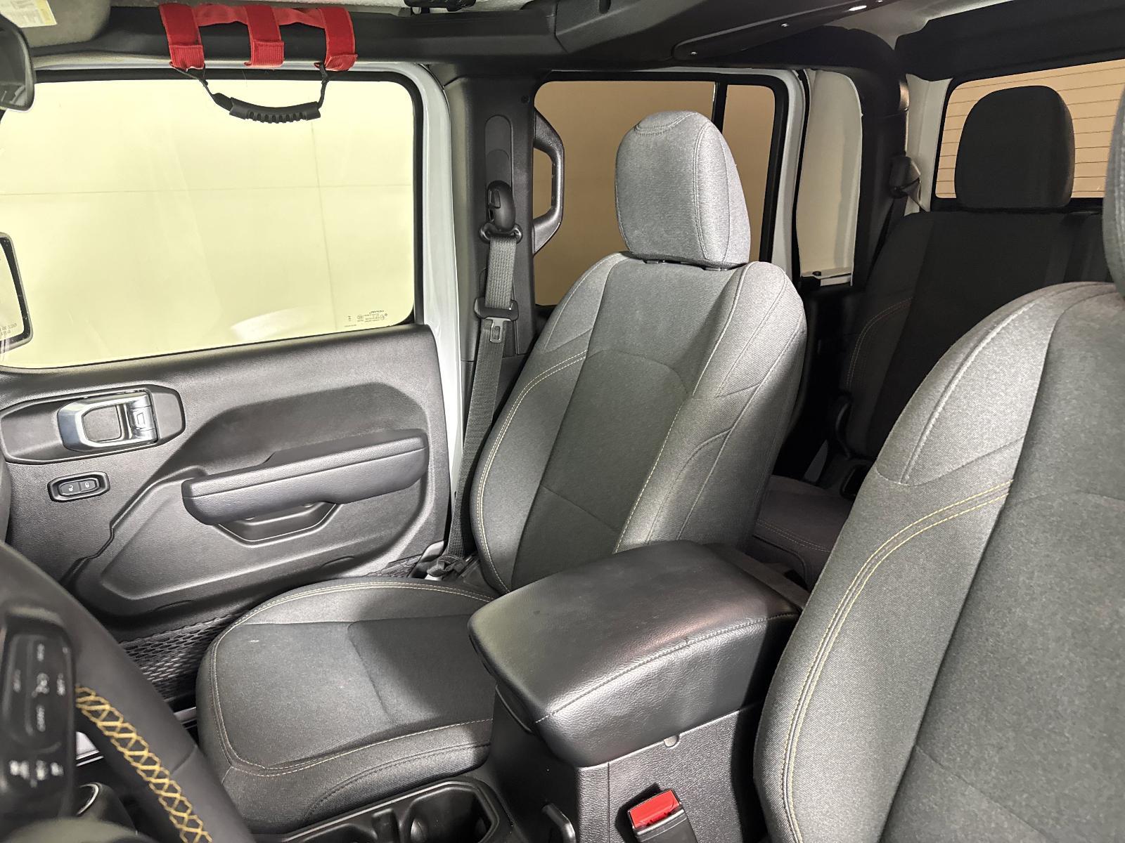 2024 Jeep Gladiator Vehicle Photo in GEORGETOWN, TX 78626-7508