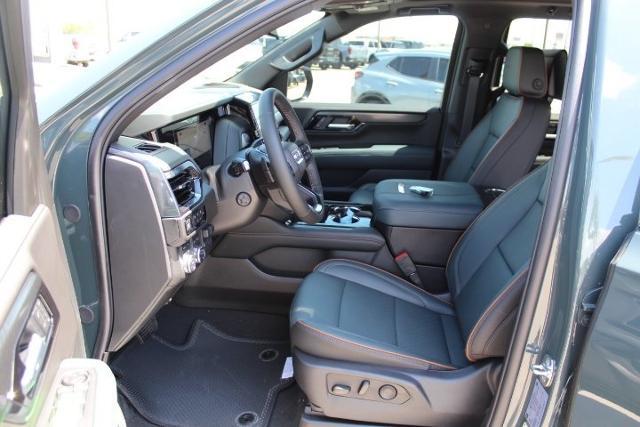 2025 GMC Yukon Vehicle Photo in Greenville, TX 75402