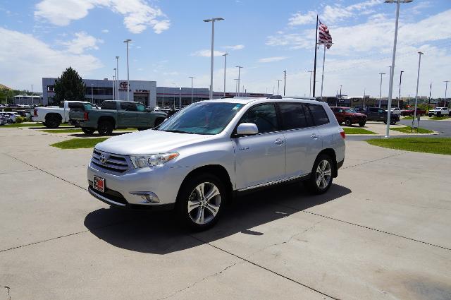 2013 Toyota Highlander Vehicle Photo in Riverdale, UT 84405