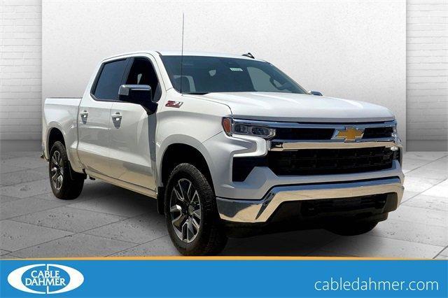 2025 Chevrolet Silverado 1500 Vehicle Photo in KANSAS CITY, MO 64114-4502