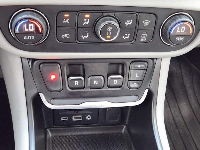 2021 GMC Terrain Vehicle Photo in DENTON, TX 76210-9321