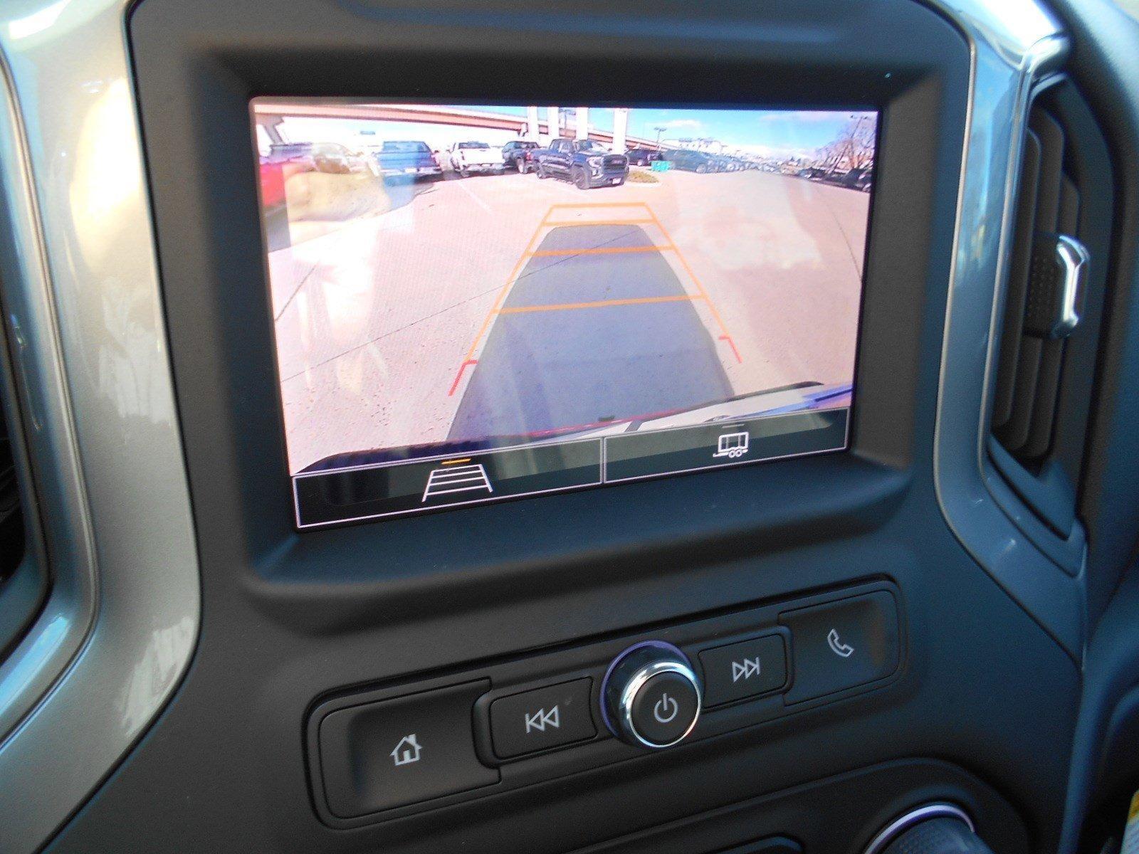 2024 Chevrolet Silverado 1500 Vehicle Photo in DENVER, CO 80221-3610