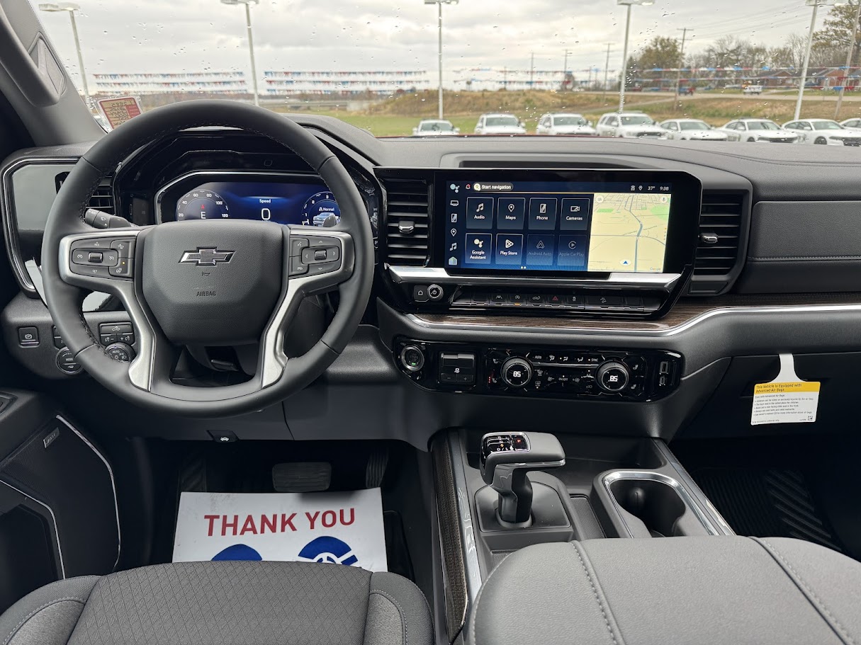 2025 Chevrolet Silverado 1500 Vehicle Photo in BOONVILLE, IN 47601-9633