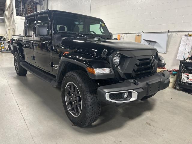 Used 2022 Jeep Gladiator Overland with VIN 1C6HJTFG2NL174591 for sale in Wisconsin Rapids, WI