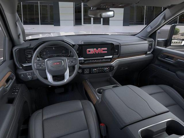 2025 GMC Sierra 2500 HD Vehicle Photo in MEDINA, OH 44256-9631