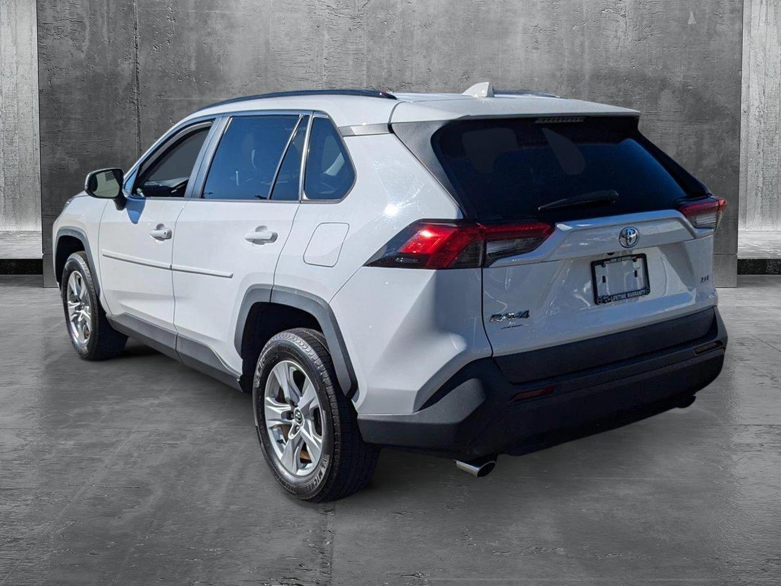 2020 Toyota RAV4 Vehicle Photo in Panama City, FL 32401