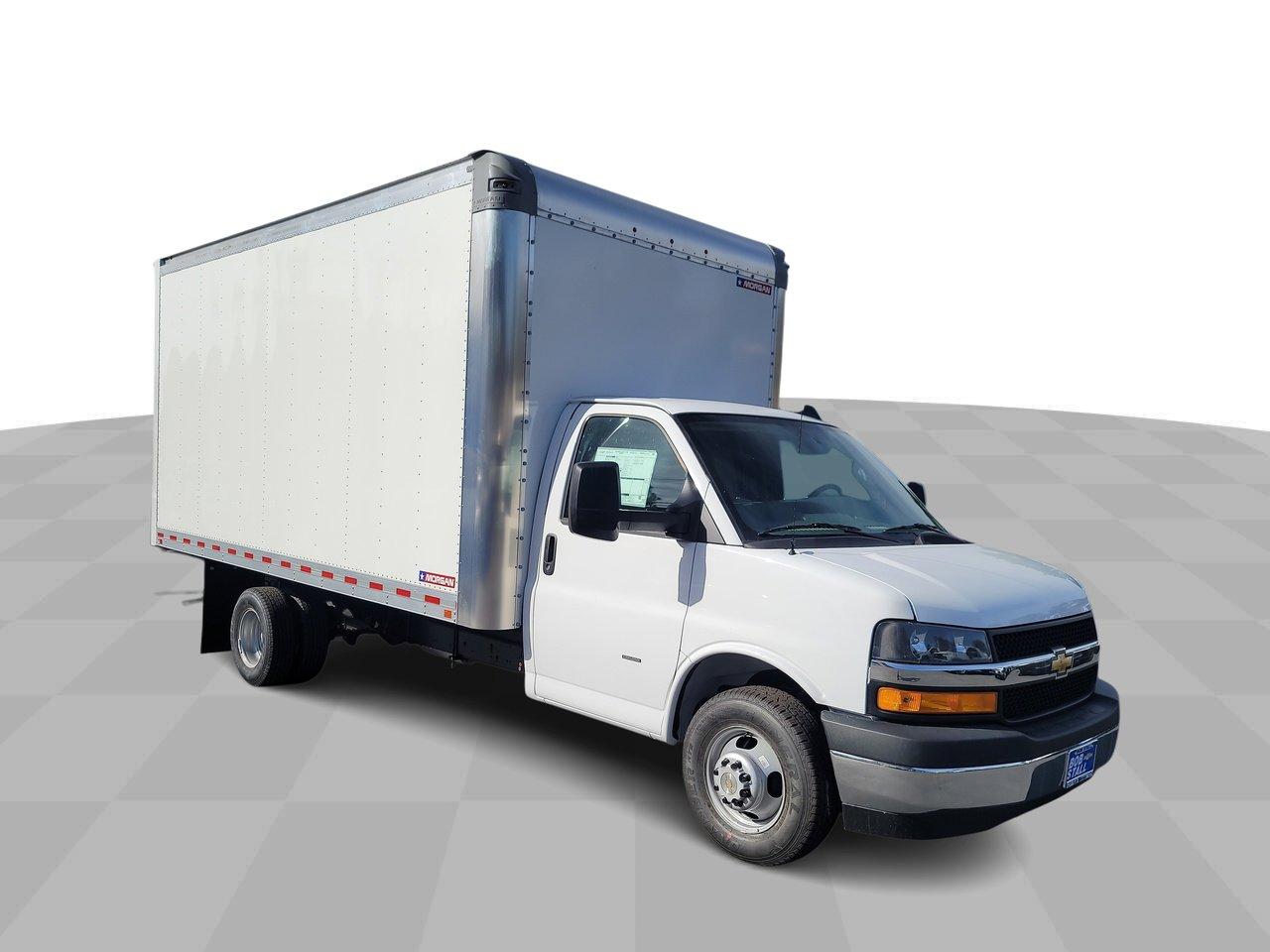 2024 Chevrolet Express Commercial Cutaway Vehicle Photo in LA MESA, CA 91942-8211