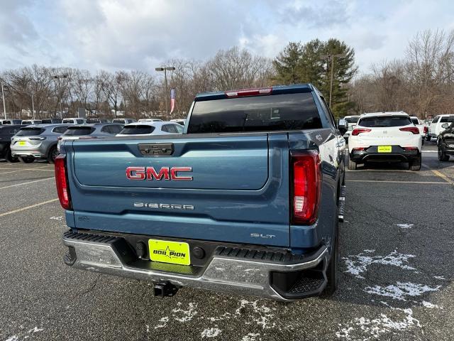 2024 GMC Sierra 1500 Vehicle Photo in CHICOPEE, MA 01020-5001