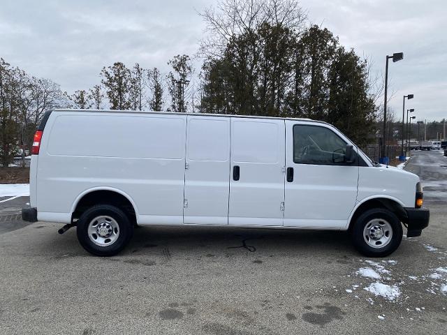 2022 Chevrolet Express Cargo 2500 Vehicle Photo in LEOMINSTER, MA 01453-2952