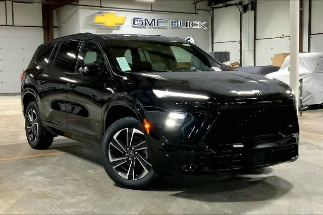2025 Buick Enclave Vehicle Photo in KANSAS CITY, MO 64114-4545