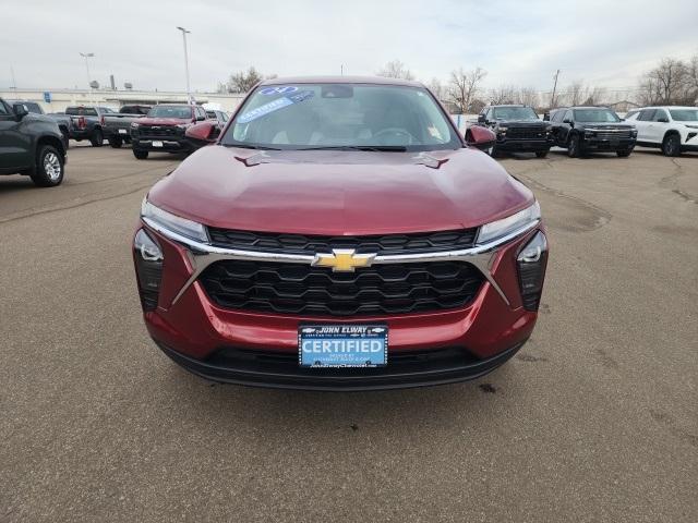 2024 Chevrolet Trax Vehicle Photo in ENGLEWOOD, CO 80113-6708