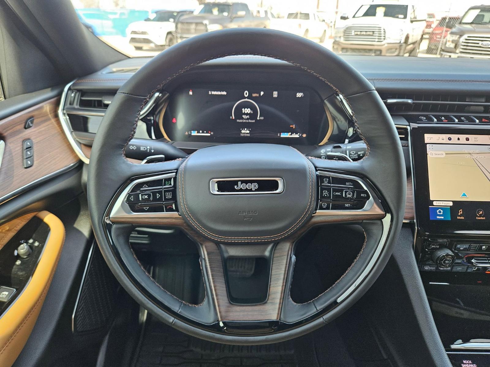 2024 Jeep Grand Cherokee Vehicle Photo in Seguin, TX 78155