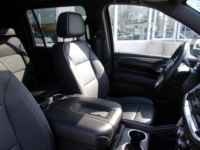 2023 GMC Yukon XL Vehicle Photo in LOWELL, MA 01852-4336