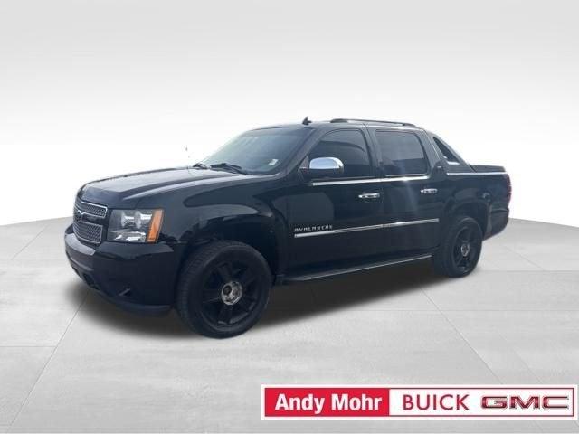 2010 Chevrolet Avalanche Vehicle Photo in Fishers, IN 46038