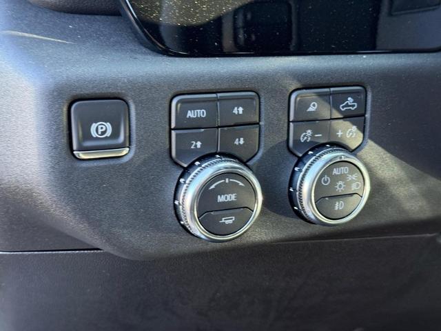 2025 GMC Sierra 2500 HD Vehicle Photo in COLUMBIA, MO 65203-3903