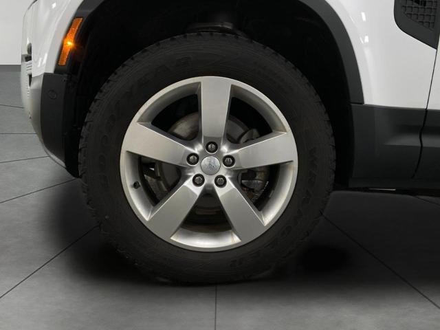 2024 Defender Vehicle Photo in Appleton, WI 54913