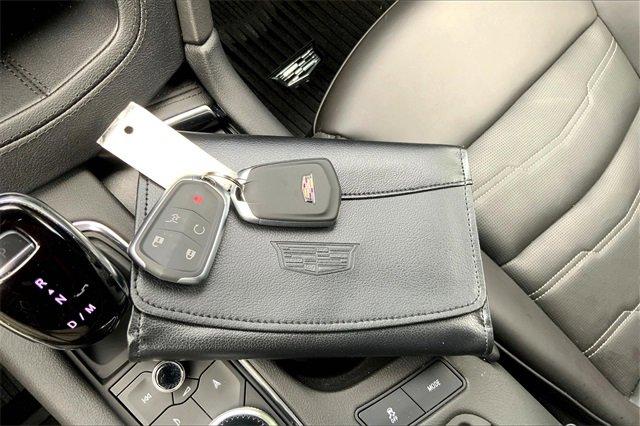 2024 Cadillac XT6 Vehicle Photo in KANSAS CITY, MO 64114-4545