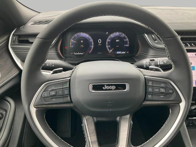 2025 Jeep Grand Cherokee Vehicle Photo in Kaukauna, WI 54130