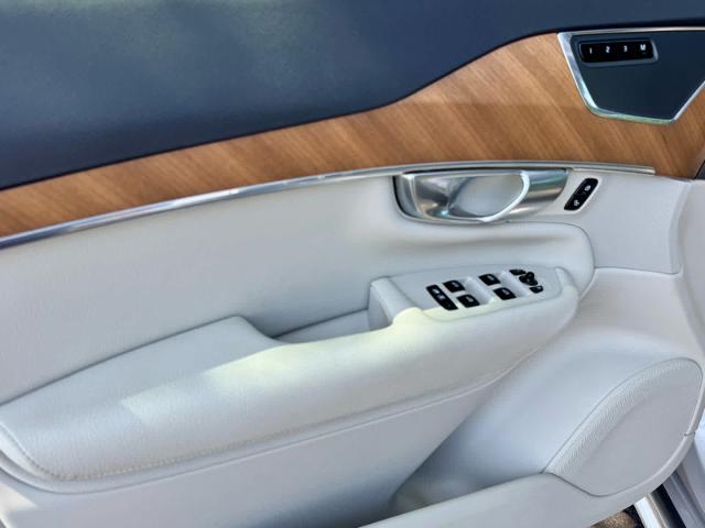 2022 Volvo XC90 Vehicle Photo in DALLAS, TX 75209-3016