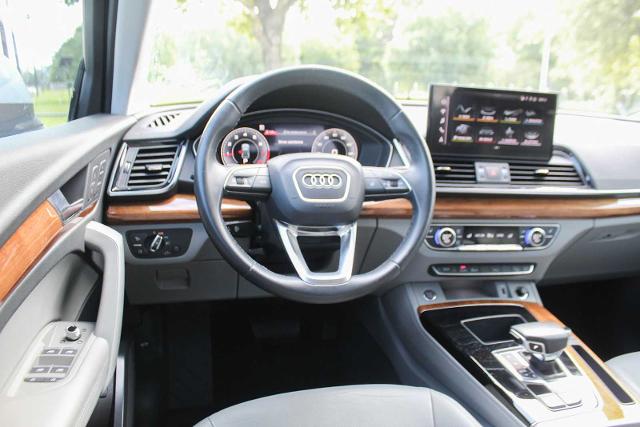 2022 Audi Q5 Vehicle Photo in HOUSTON, TX 77090
