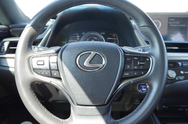 2021 Lexus ES 300h Vehicle Photo in Riverdale, UT 84405