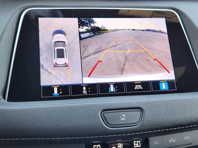 2022 Cadillac XT4 Vehicle Photo in DENTON, TX 76210-9321