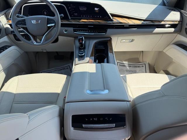 2023 Cadillac Escalade ESV Vehicle Photo in COLUMBIA, MO 65203-3903