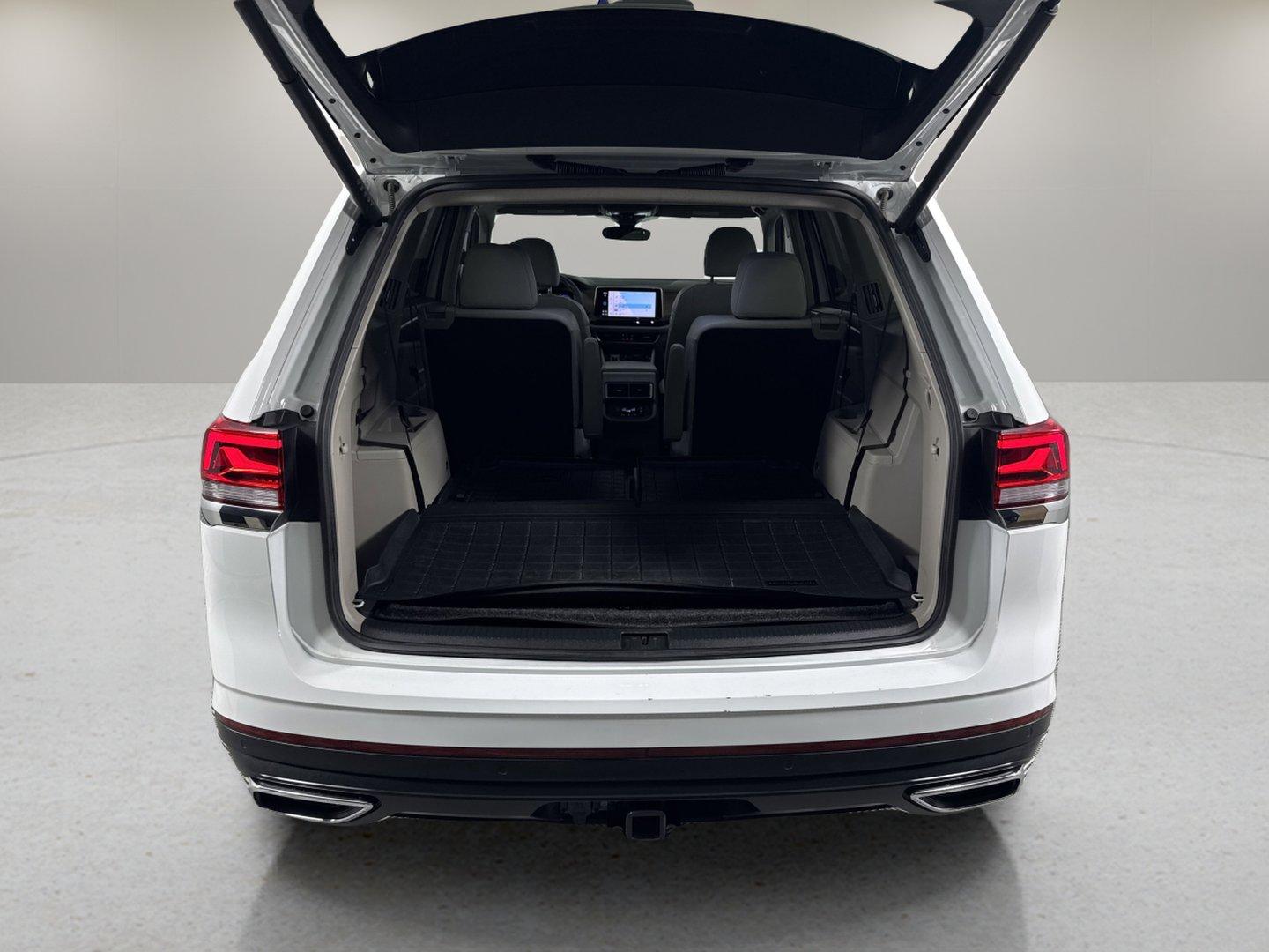 2024 Volkswagen Atlas Vehicle Photo in Georgetown, TX 78626