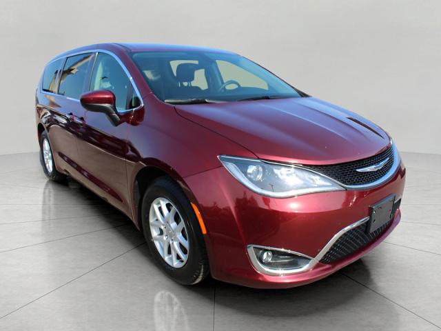 2017 Chrysler Pacifica Vehicle Photo in Green Bay, WI 54304