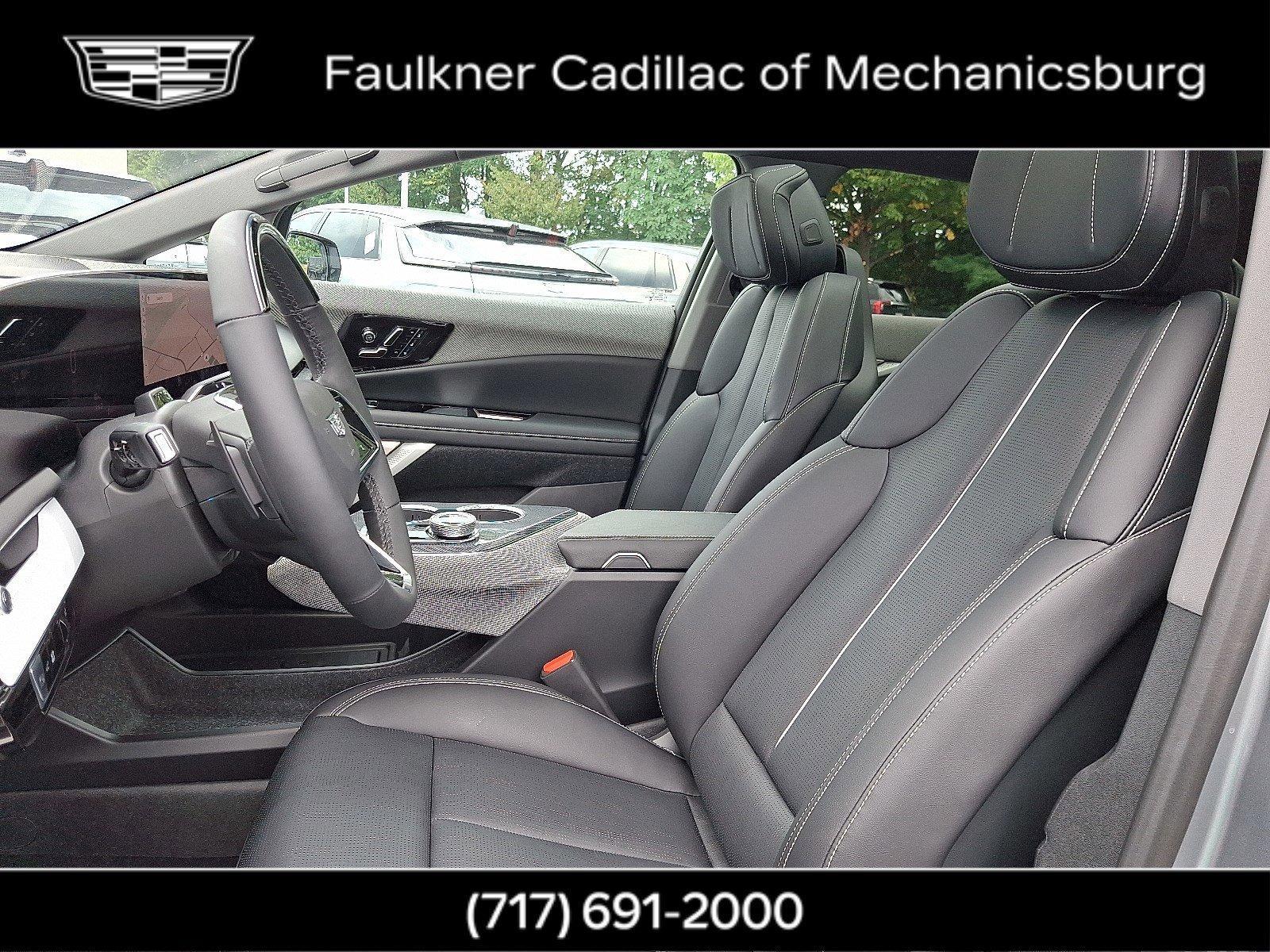 2025 Cadillac OPTIQ Vehicle Photo in MECHANICSBURG, PA 17050-1707