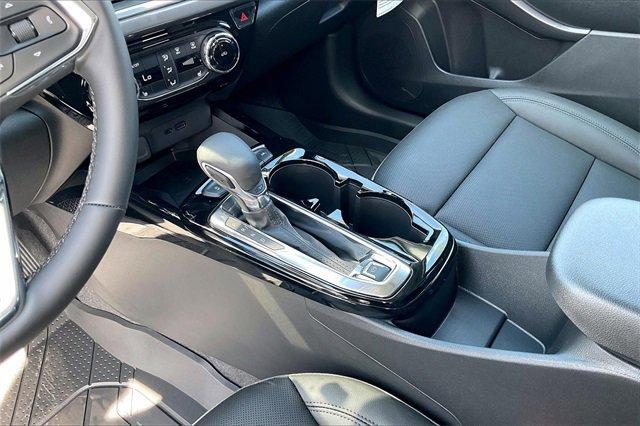 2025 Chevrolet Trax Vehicle Photo in INDEPENDENCE, MO 64055-1314