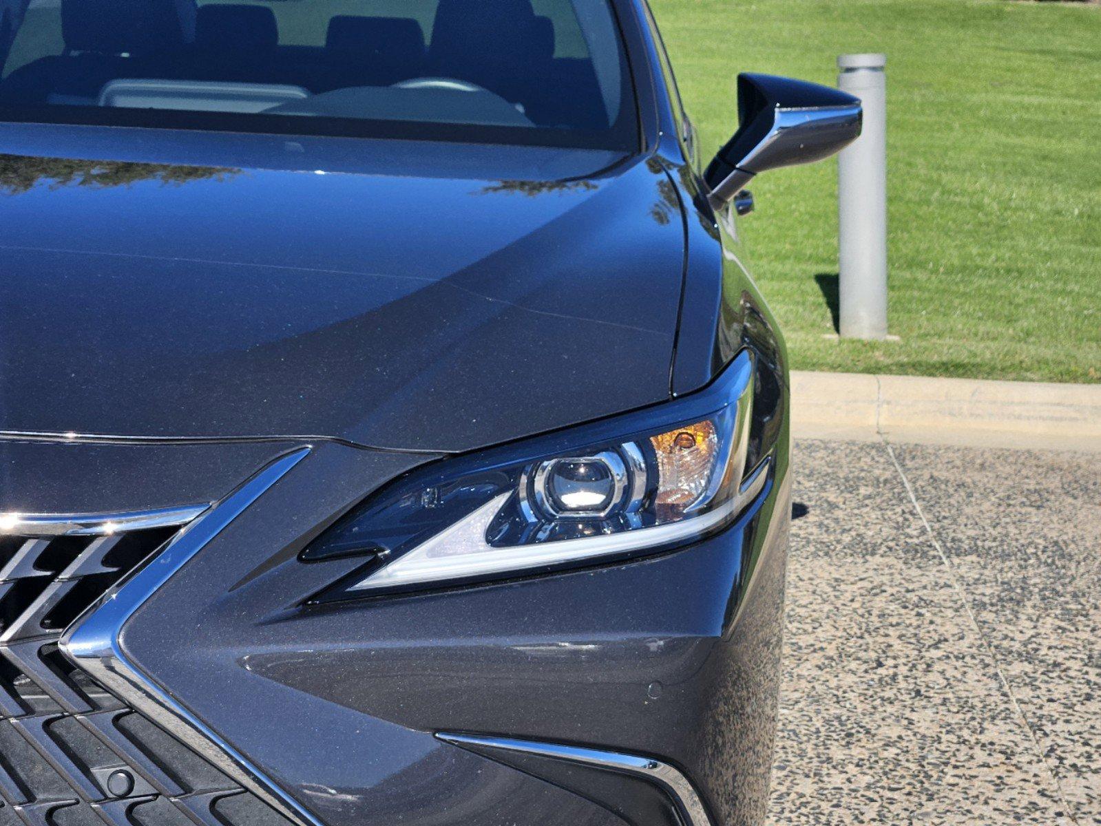 2023 Lexus ES 350 Vehicle Photo in FORT WORTH, TX 76132