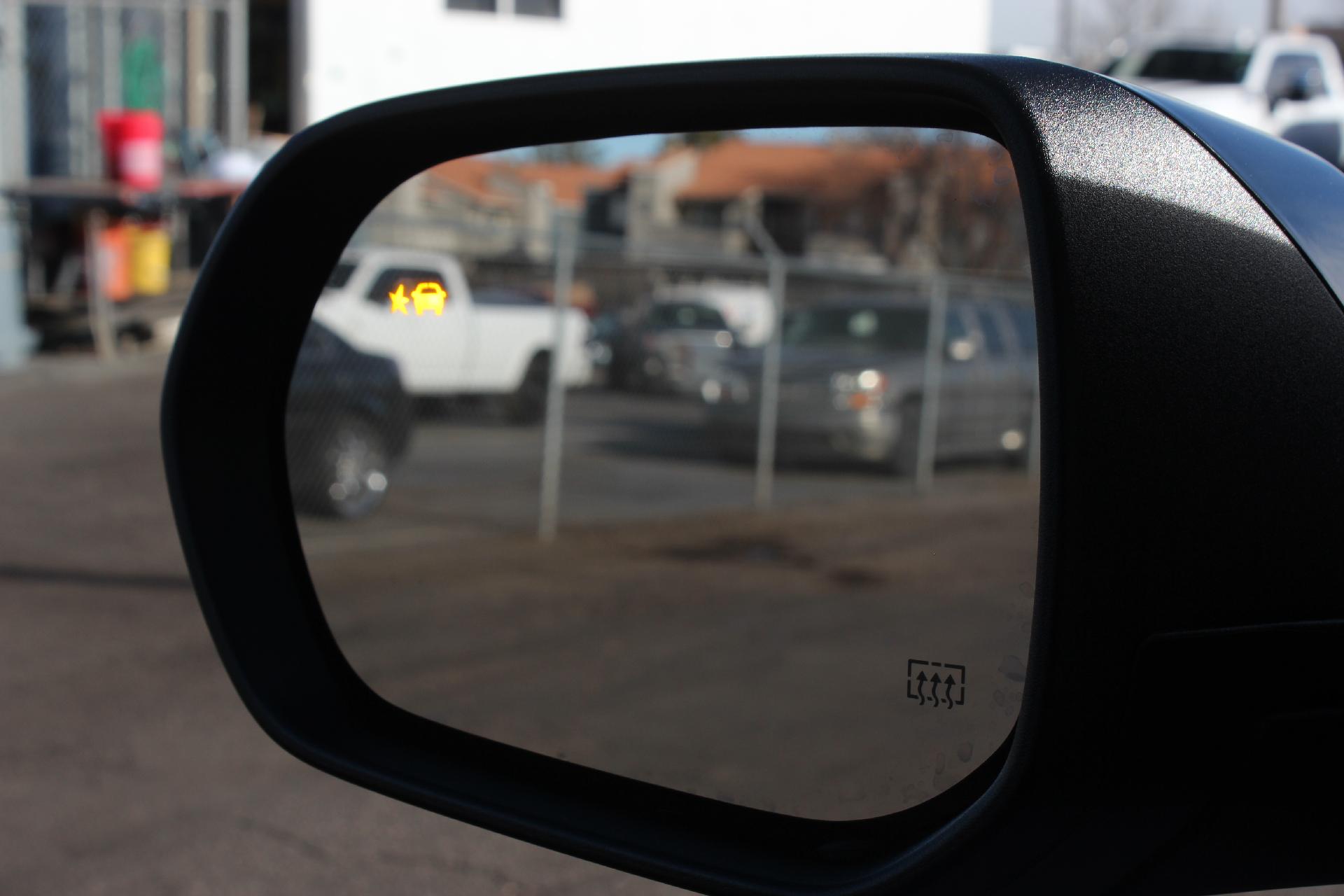 2025 GMC Terrain Vehicle Photo in AURORA, CO 80012-4011