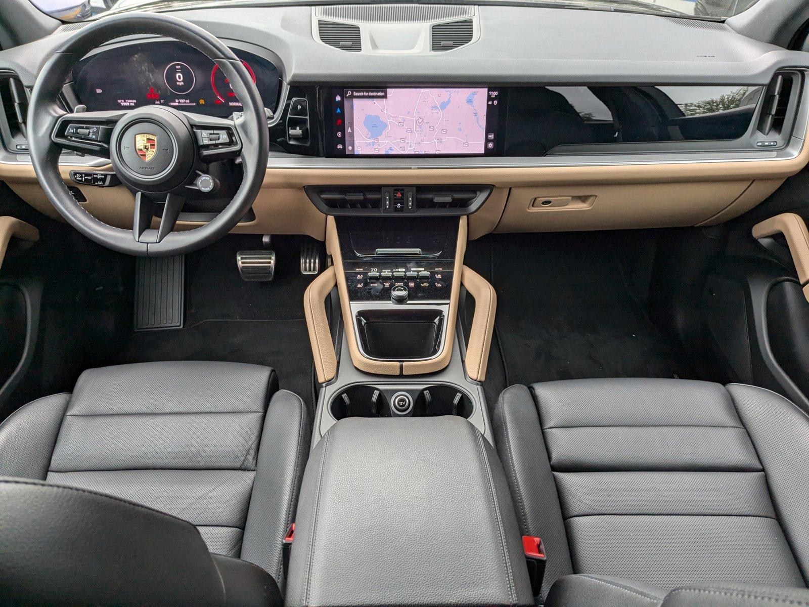 2024 Porsche Cayenne Vehicle Photo in Maitland, FL 32751