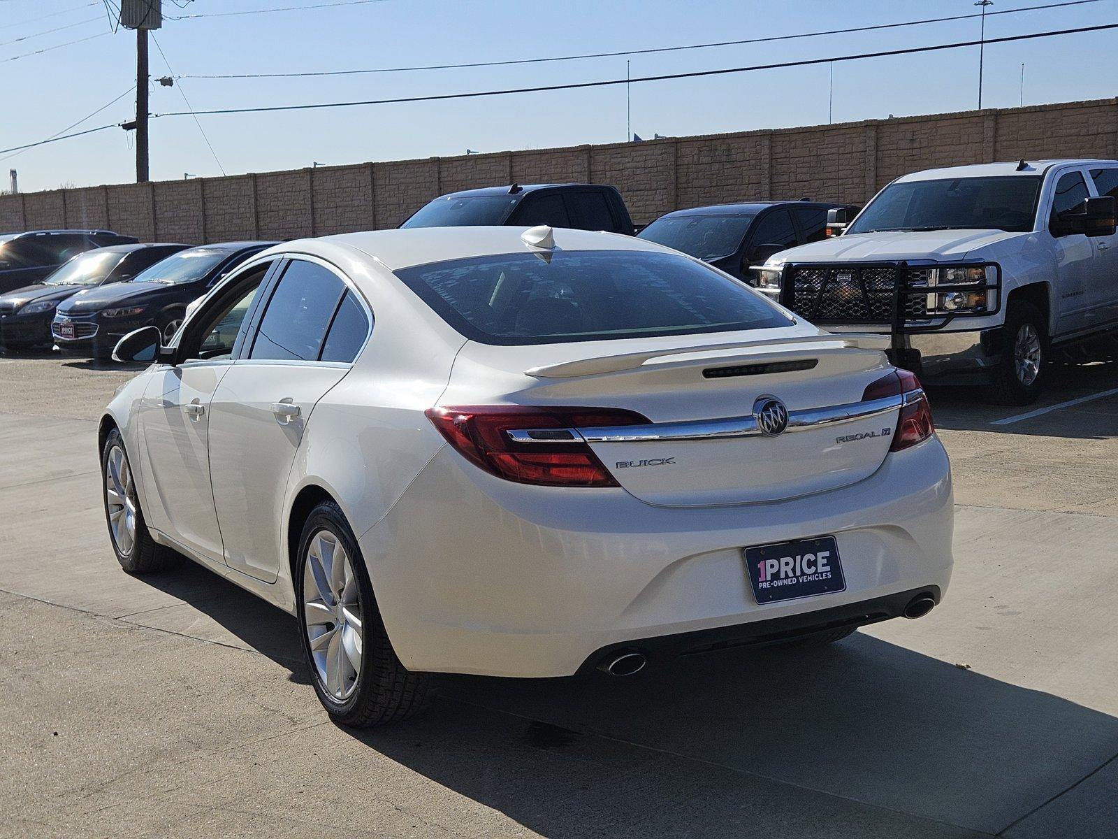 2015 Buick Regal Vehicle Photo in NORTH RICHLAND HILLS, TX 76180-7199