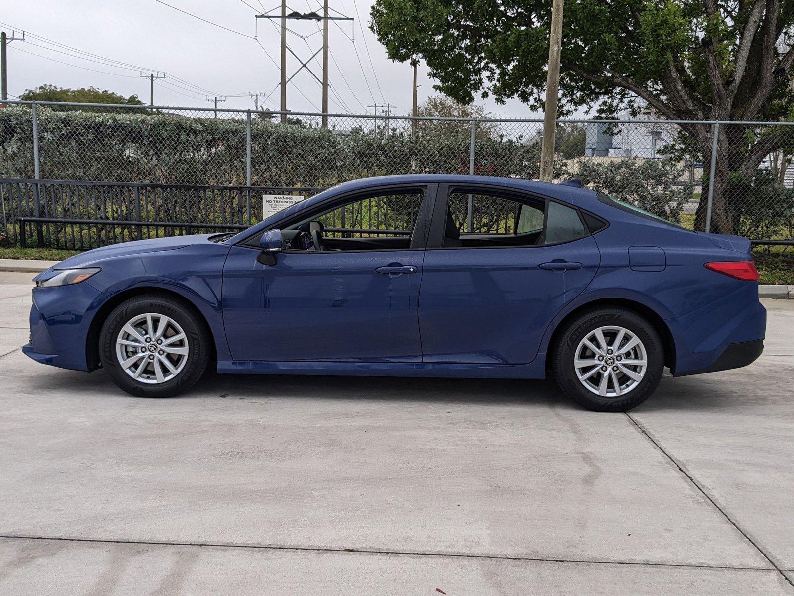 2025 Toyota Camry Vehicle Photo in Davie, FL 33331