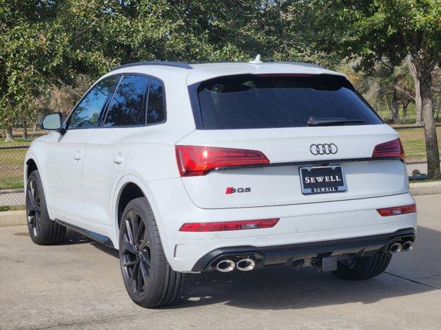 2025 Audi SQ5 Vehicle Photo in HOUSTON, TX 77090